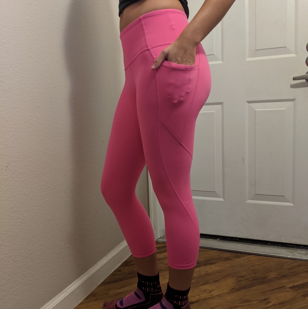 Athleta Hot Pink Stash Pocket 7/8 Legging